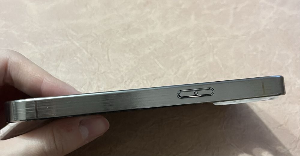 Чехол на айфон 13-14