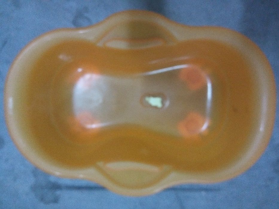Banheira e bacio para bebé
