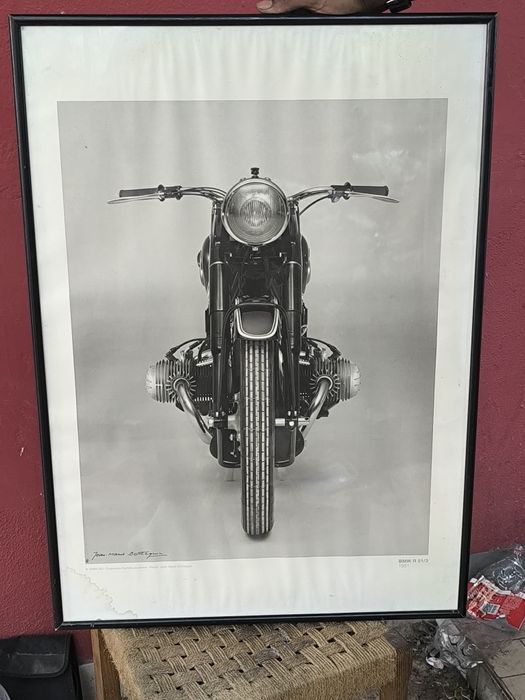 Vendo quadro retrata uma mota BMW R51/3 de 1951