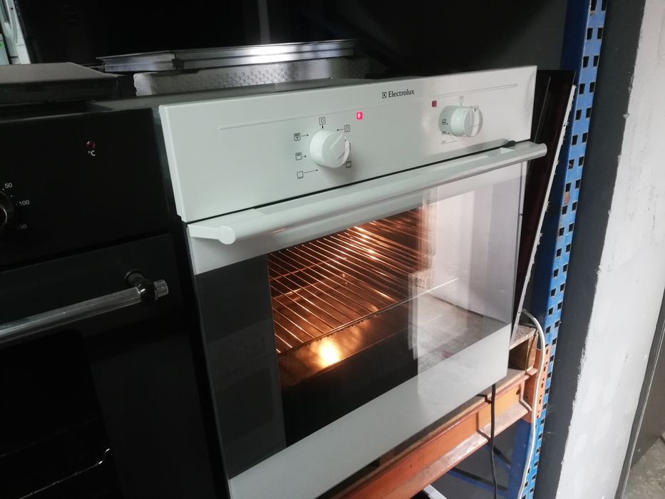 Piekarnik Electrolux 72L A+ |12msc |BD stan |Dowóz