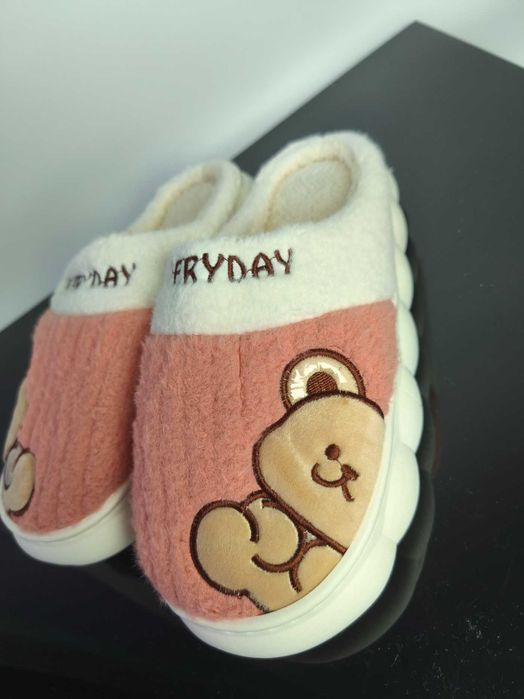 Pomarańczowe kapcie z misiem nowe futerko buty 40-41 24 cm