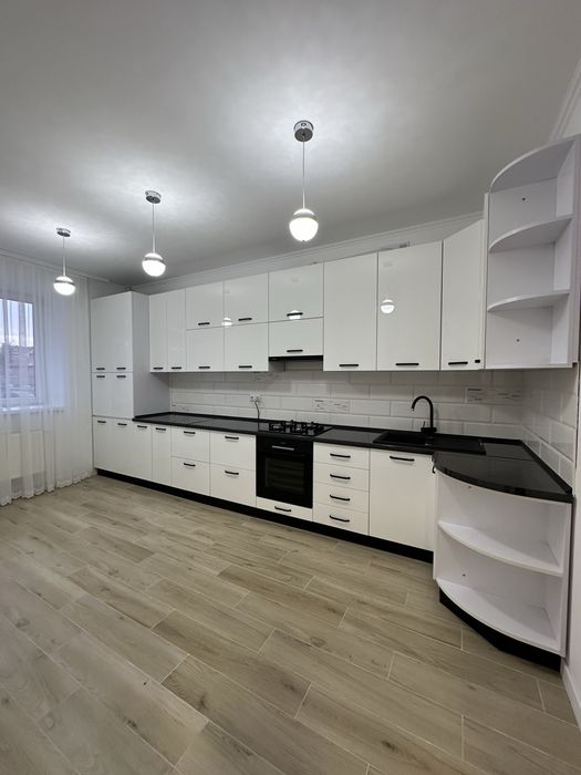 3-х кім вул. Національної Гвардії (МЖК) Паркове містечко