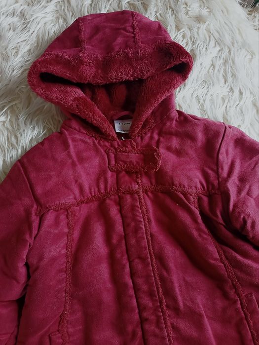 Burgundowa kurteczka z kapturem r.3-4 lata