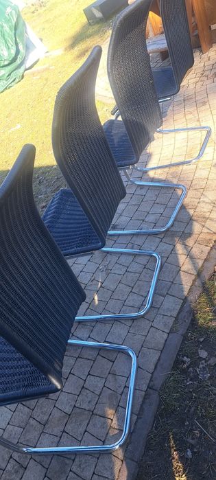 Klasyczne krzesła taras ogródek salon