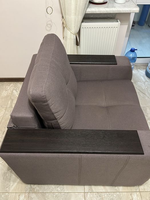 Крісло розкладне вживане
