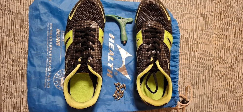 Шиповки легкоатлетичні