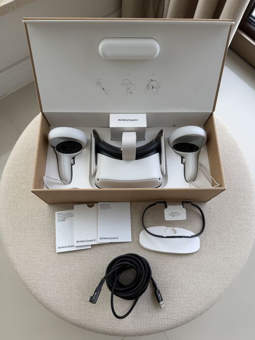 Gogle VR Oculus Meta Quest 2 128 GB. +  KABEL 5m do OCULUS LINK SteamVR