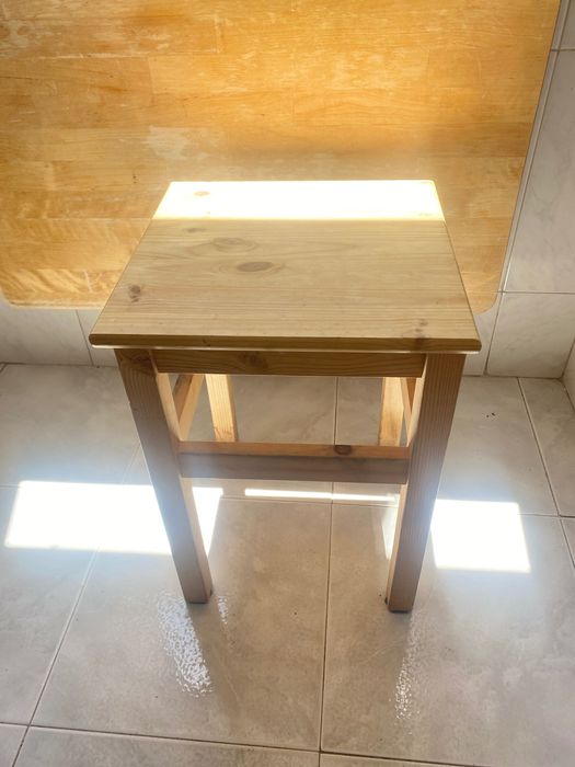 Banqueta de Pinho Bege- conservada