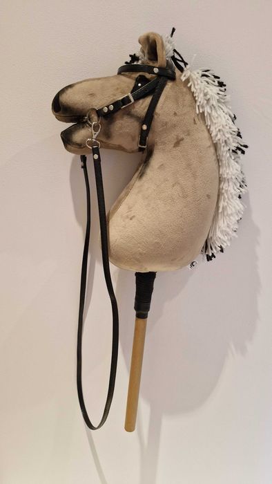 HOBBY HORSE KHTAria Koń Na Kiju FIORD z ogłowiem nowy