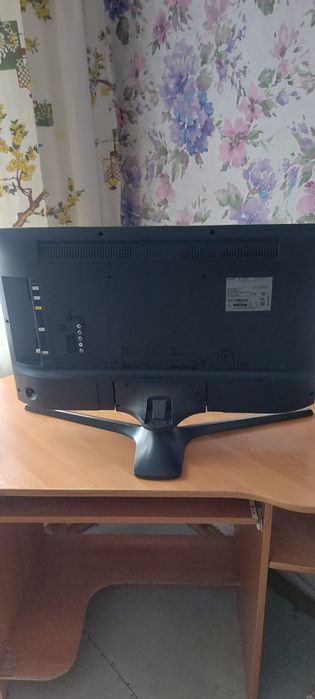 Телевизор Samsung T 32 e 310 ex(НЕ СМАР!Т