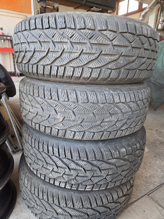 Opony zimowe 215 55 r17