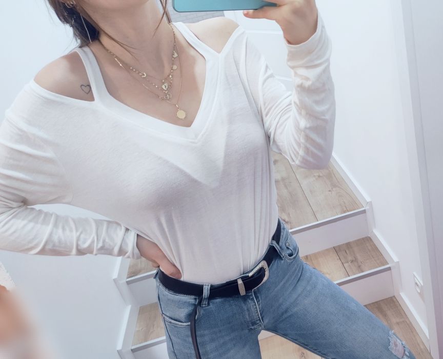 Bluzeczka biała odkryte ramiona ASOS