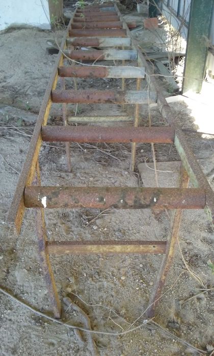 Máquinas de serração, tapetes transportadores de madeira, galgadeiras