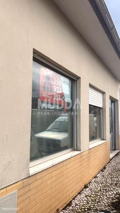 Loja com 74,90m2 em Cesar