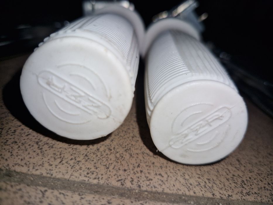 Nowe biale manetki rączki biegów gazu Romet komar sztywniak zak rys pl