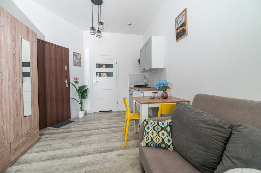 Przytulna kawalerka 20m² , ul. Emilii Plater