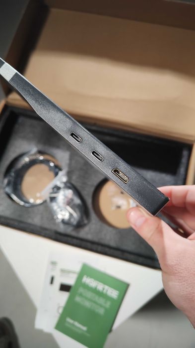 Портативний монітор 18.5" з динаміками, 1920х1080 IPS, 120 hz