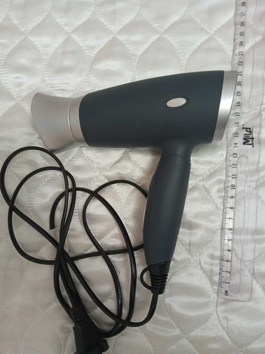 Продам складной дорожный фен. Производство Польша.