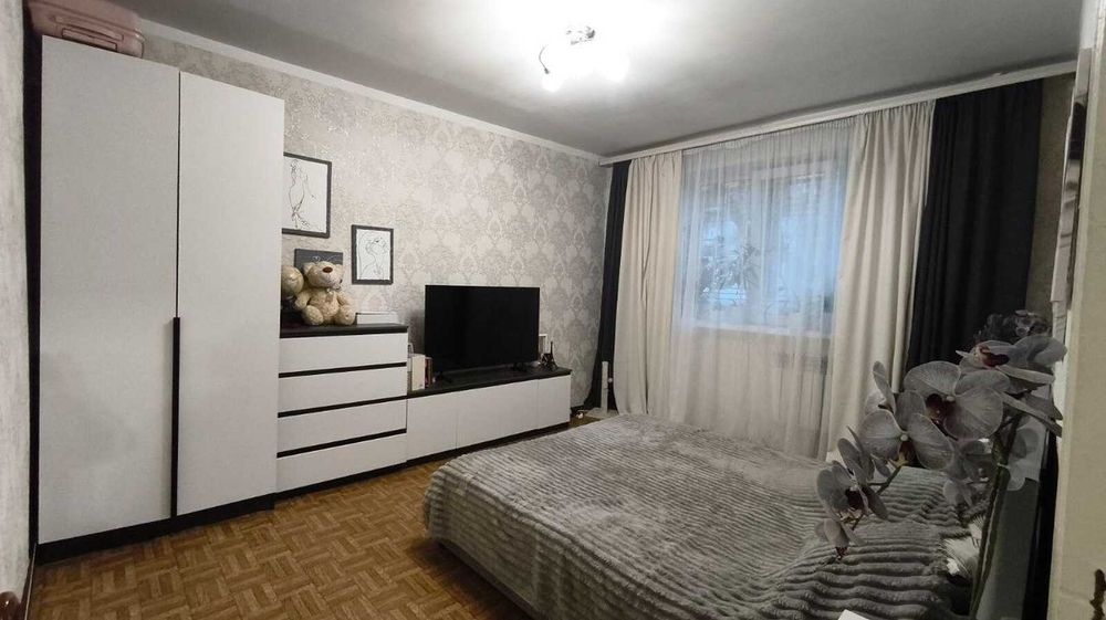 Продам 2 кім п.Котовського з ремонтом-30000у.о.Газ!