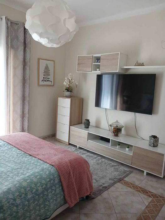 Vende-se T3, transformado em T2, com 2 wc - 1.º andar na Moita — Moita, Setúbal
