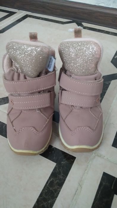 Черевики для дівчинки 24р