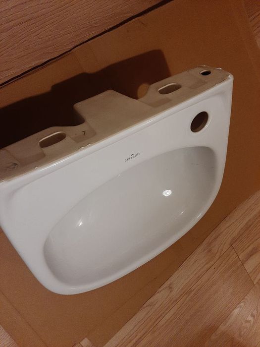 Umywalka używana mała
