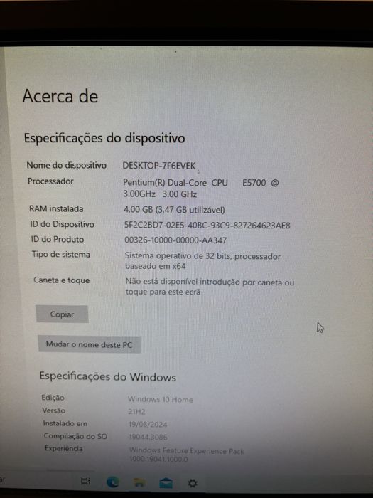 Conjunto de Torres Computador com Monitores