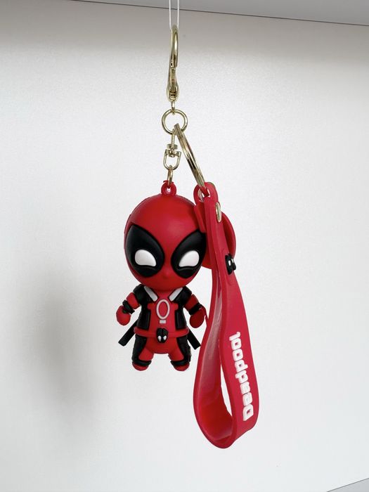 Брелок Deadpool Marvel Дедпул на ключі фігурка супергероя