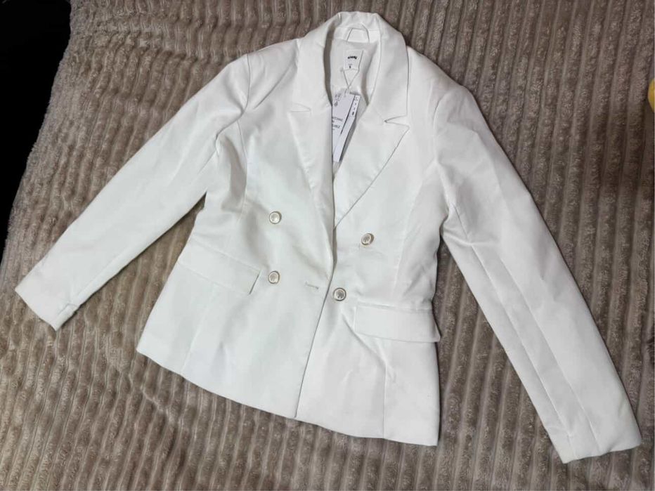 Піджак білий новий