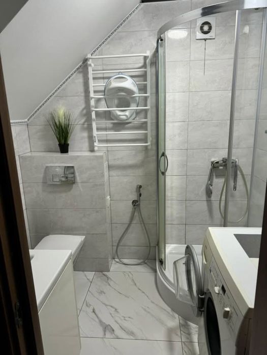 Оренда будинку  з зручним плануванням