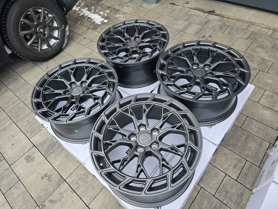 Felgi 18" 5x112 ET40 Audi A3 A4 A6 VW Passat Skoda Seat  !