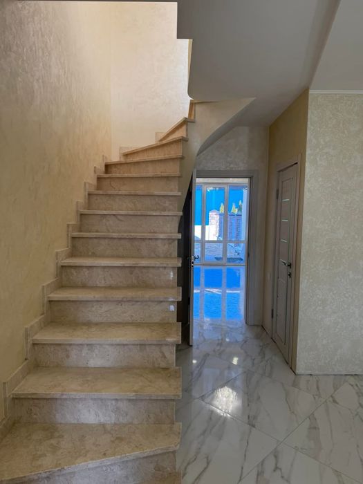 Продаж будинку Кременець