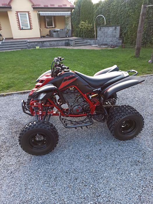 Yamaha Raptor 660
