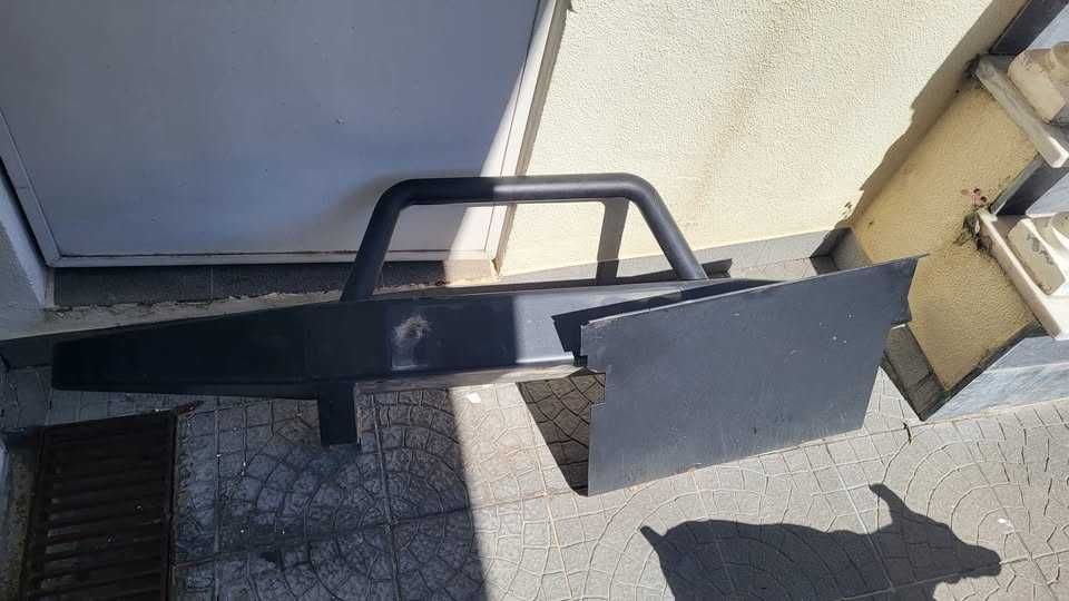 Para choque de ferro dianteiro e resguardo de Nissan Patrol