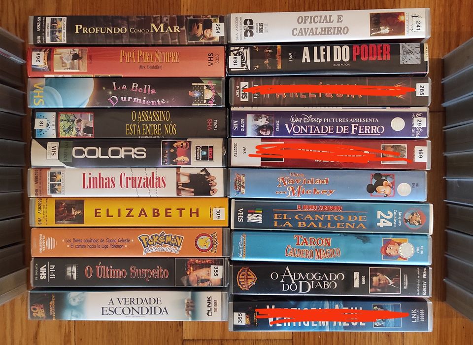 Various VHS tapes for sale — Lot 1