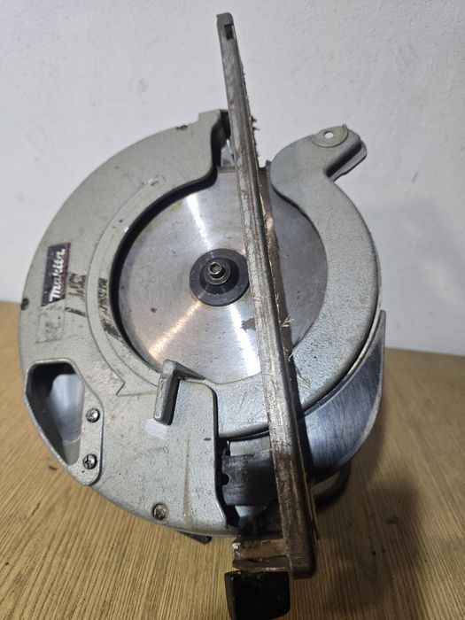 Pilarka tarczowa Makita 5703R 1300W tarcza 190 mm