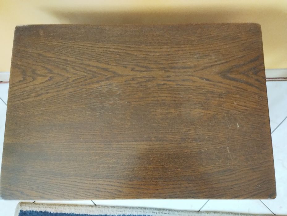 Trzy stoliczki ,,trojaczki"