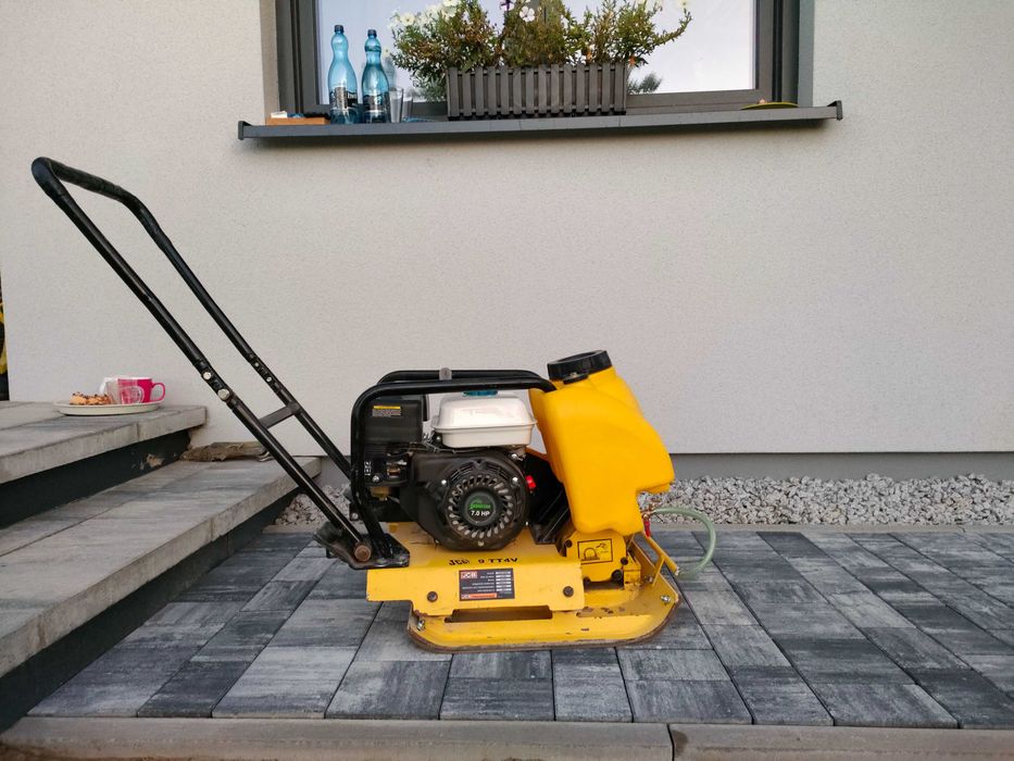 Wynajem Zagęszczarki Ubijarki Buk 110 kg JCB - możliwy dowóz