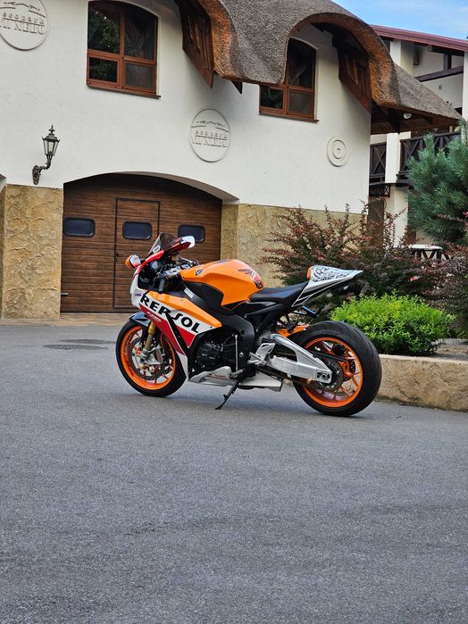 Honda cbr 1000 rr