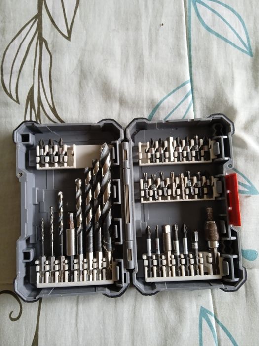 Conjunto Bosch de 35 peças.