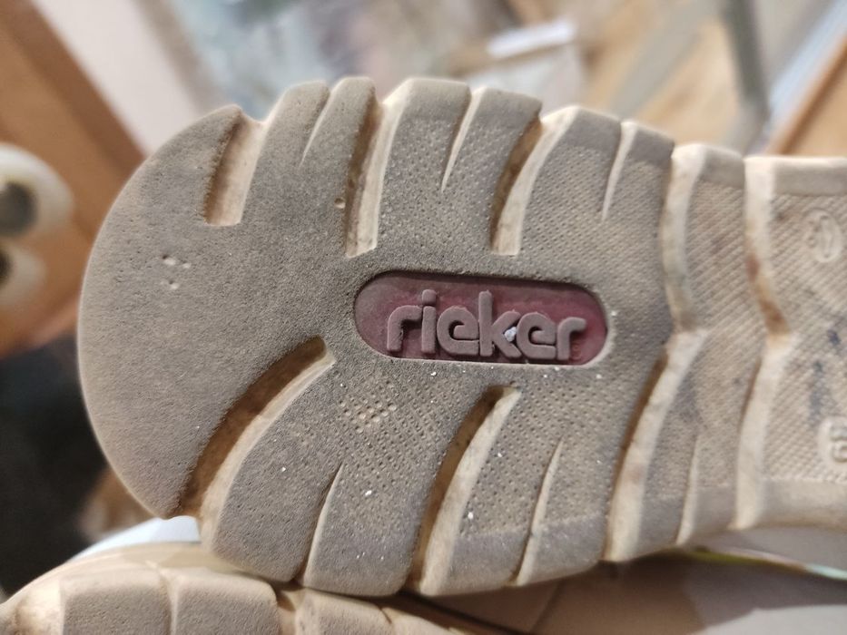 Макасини туфлі на 38р фірми rieker