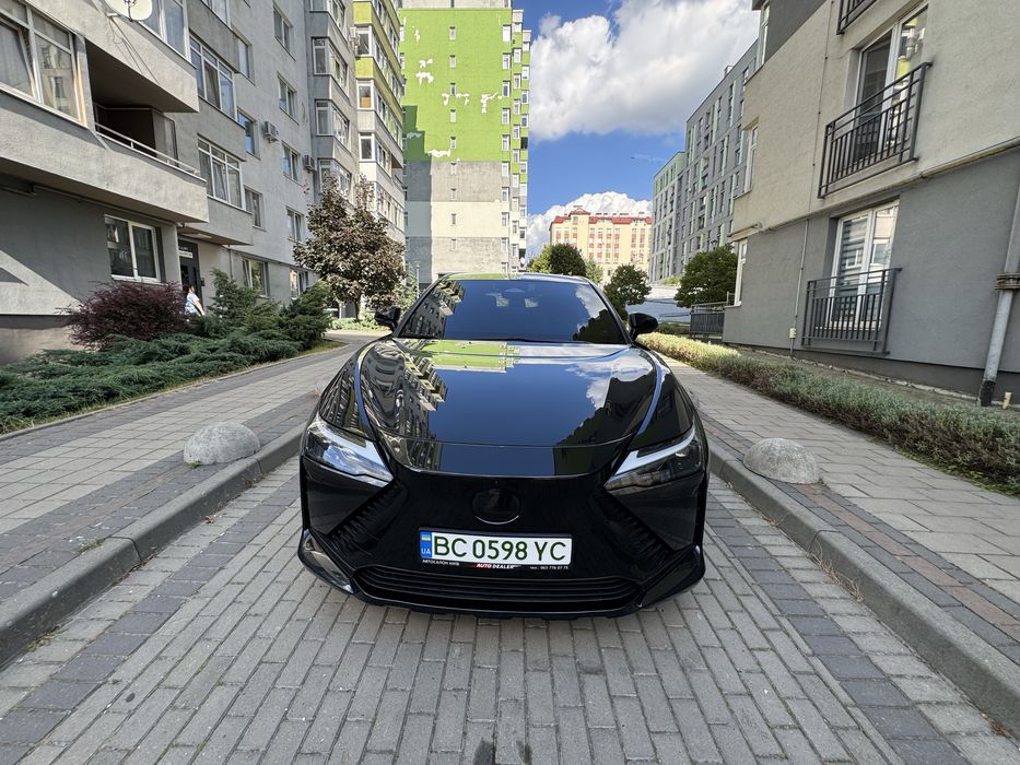 ОБМІН Lexus RZ 450 e Електричний