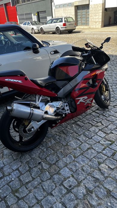 Honda CBR 900 (954) RR Fireblede