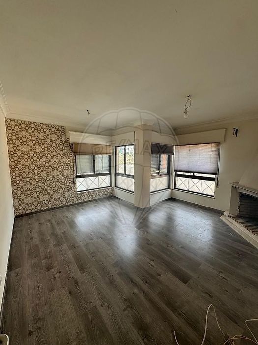 Apartamento em Queluz