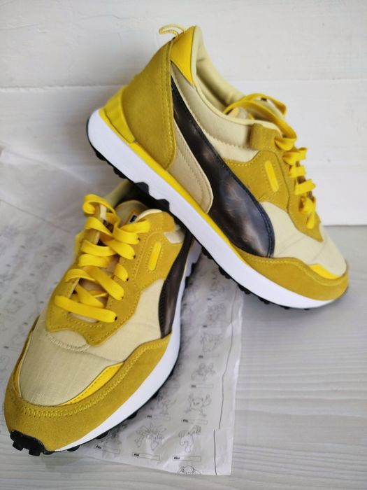 Снікерси Puma Rider FV Pikachu у лімітованому виданні. Кросівки 39 р