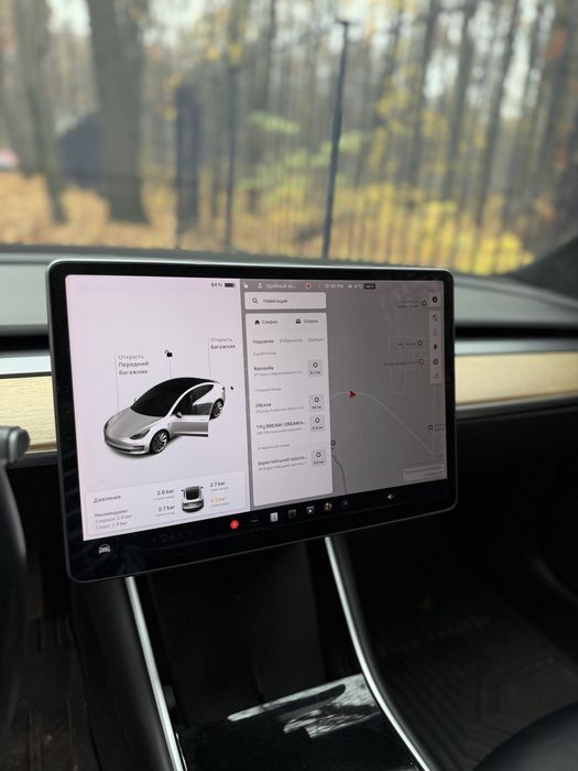 Продаж власного авто Тесла 3