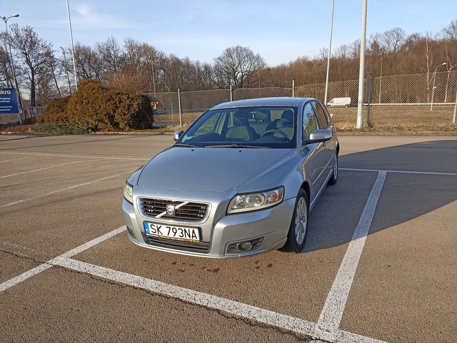 Volvo V50