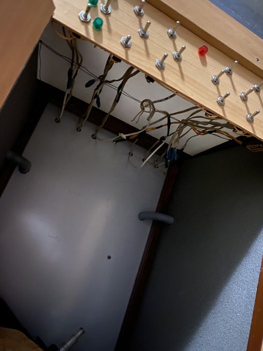 Акваріум/Стійка з 6 акваріумів