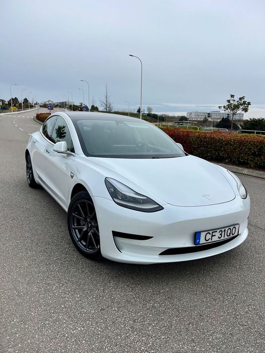 Tesla Model 3 Tração Traseira