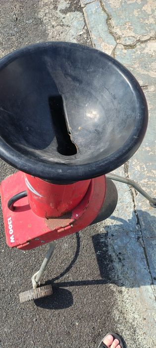 Rozdrabniacz do gałęzi  firmy Atika